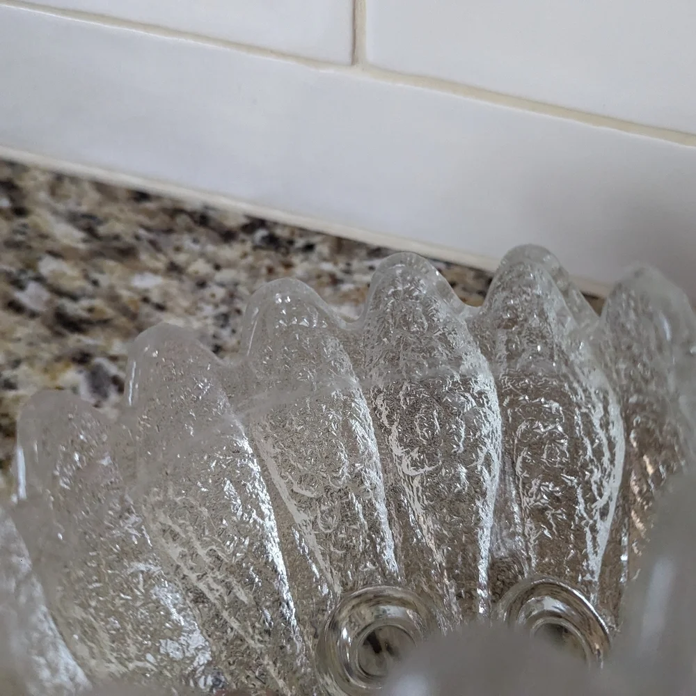 Vintage Vase Container Unique Clear Textured Glass Coral Floral Design Heavy - Picture 3 of 8